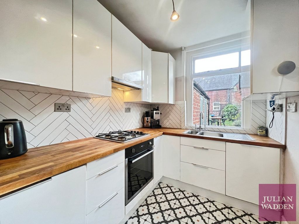 Property photo 3 of 14 Picture 3