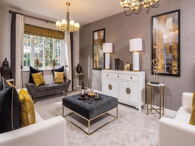 Property photo 3 of 8 Lounge