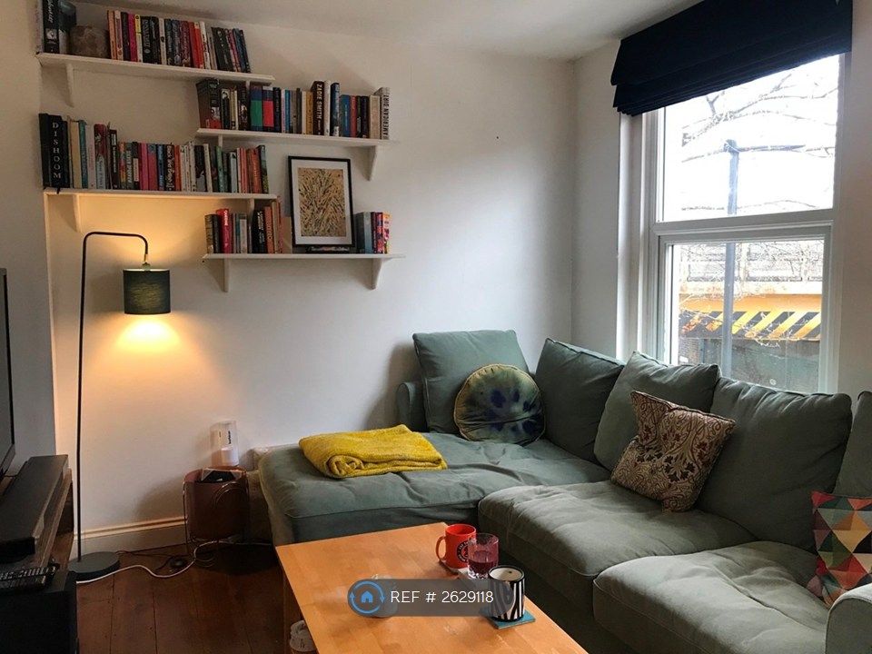 Property photo 2 of 11