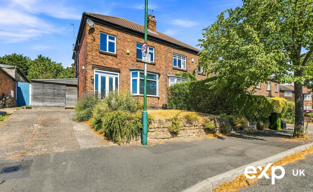 Property photo 1 of 31