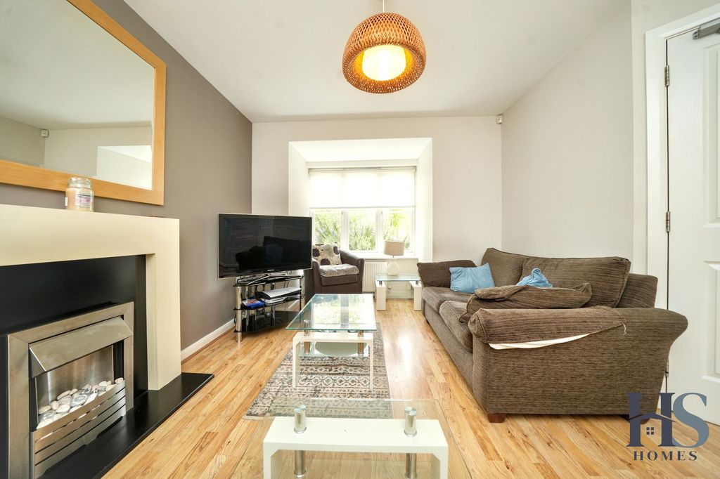 Property photo 3 of 30