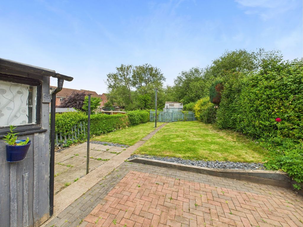 Property photo 3 of 17