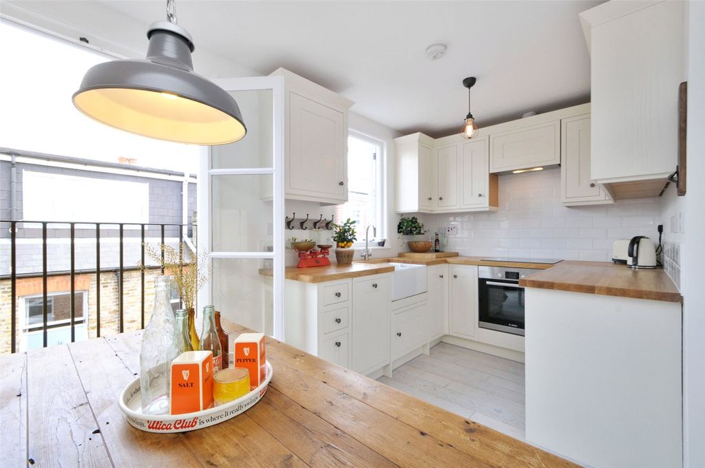 Property photo 2 of 16 Picture No. 06