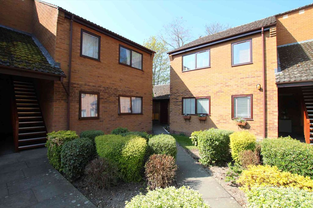 Property photo 1 of 6