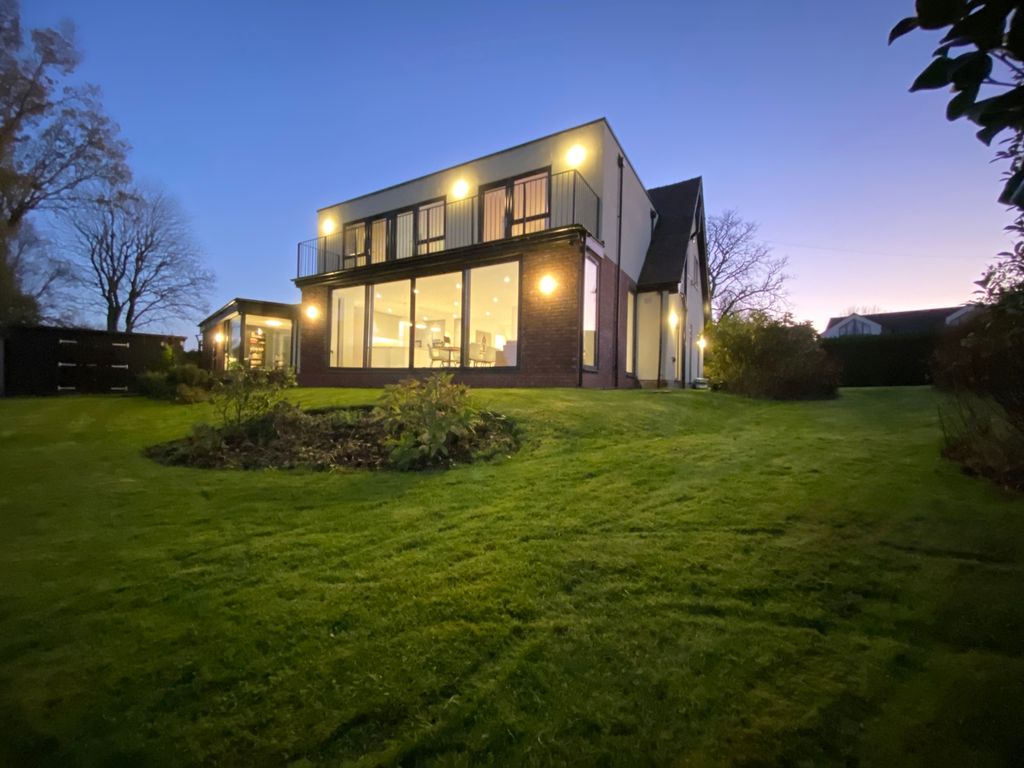 Property photo 1 of 56 Picture No. 79