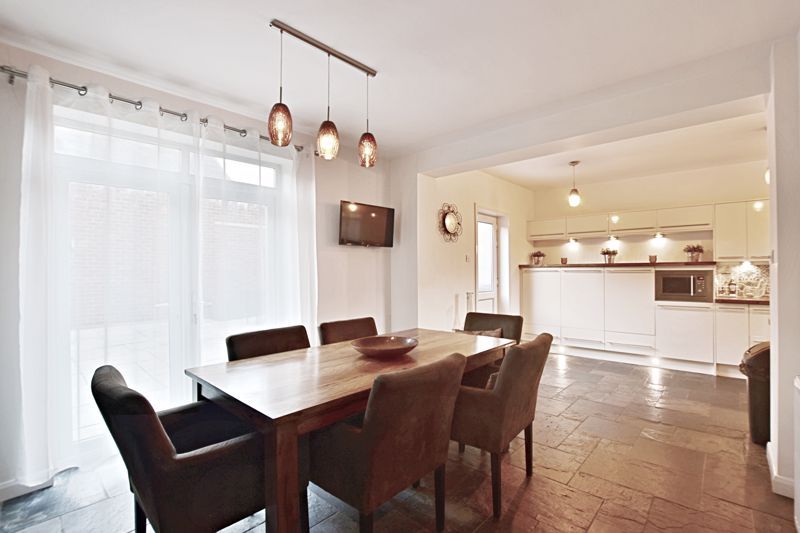 Property photo 3 of 23 Photo 6