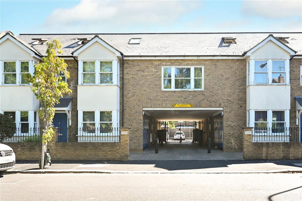 Property photo 1 of 12 Picture No. 04