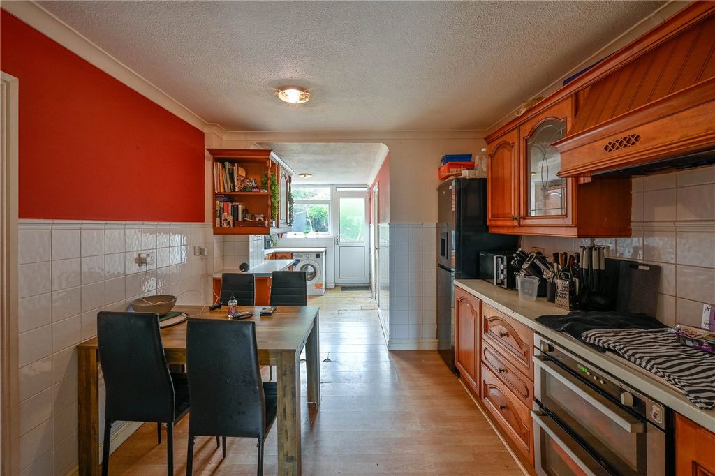 Property photo 3 of 19 Picture No. 17