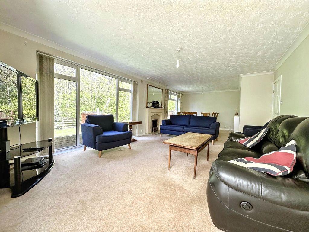 Property photo 3 of 30