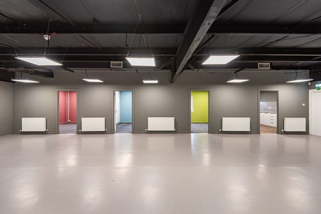 Property photo 3 of 6 Photo 12