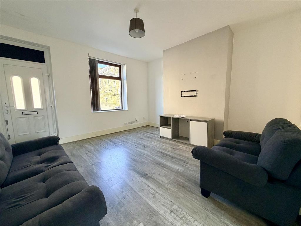 Property photo 2 of 11 Image00011.Jpeg