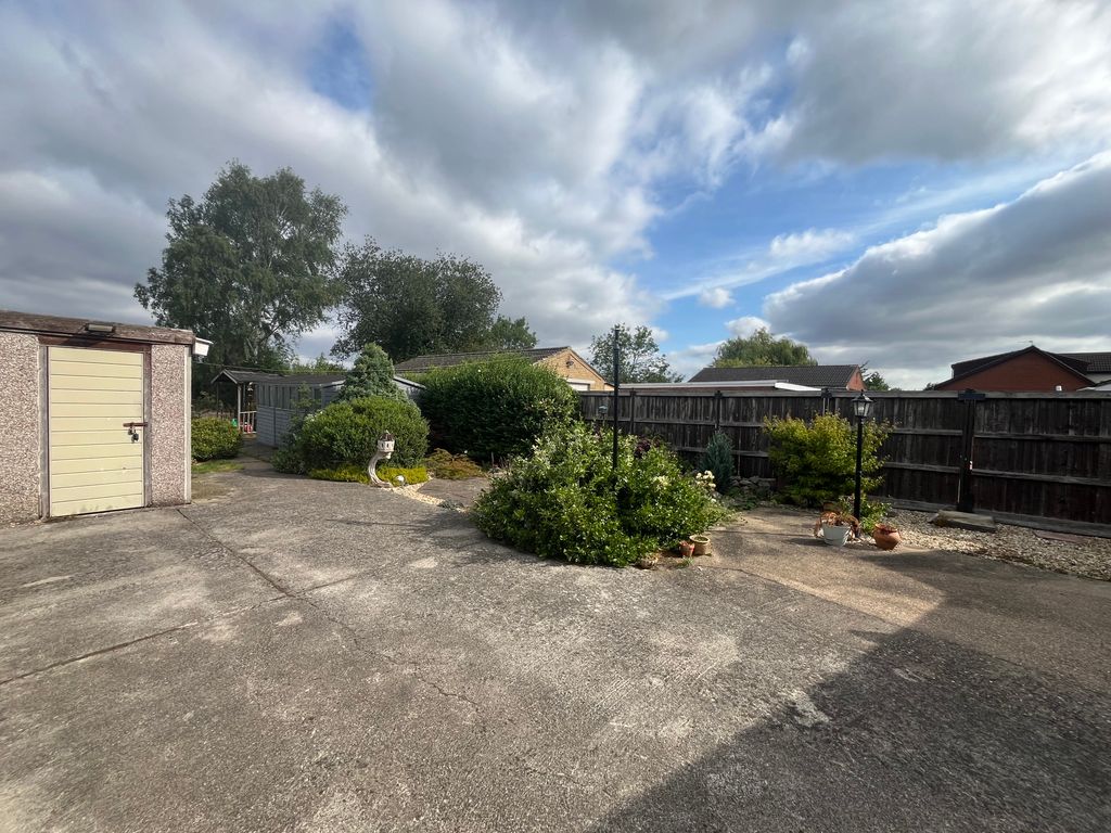 Property photo 3 of 19