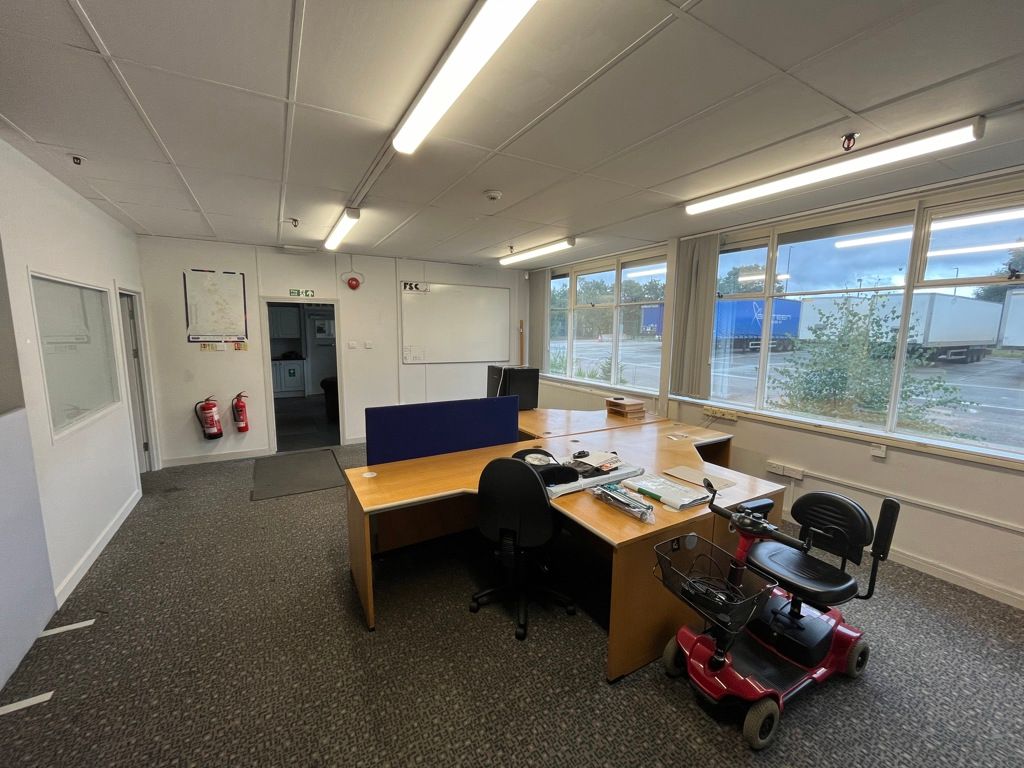 Property photo 3 of 18 Photo 2