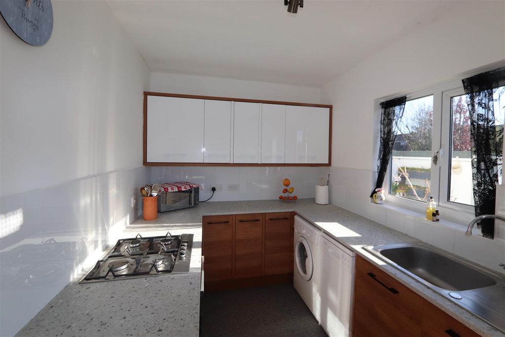 Property photo 2 of 10 Img_1151.Jpg