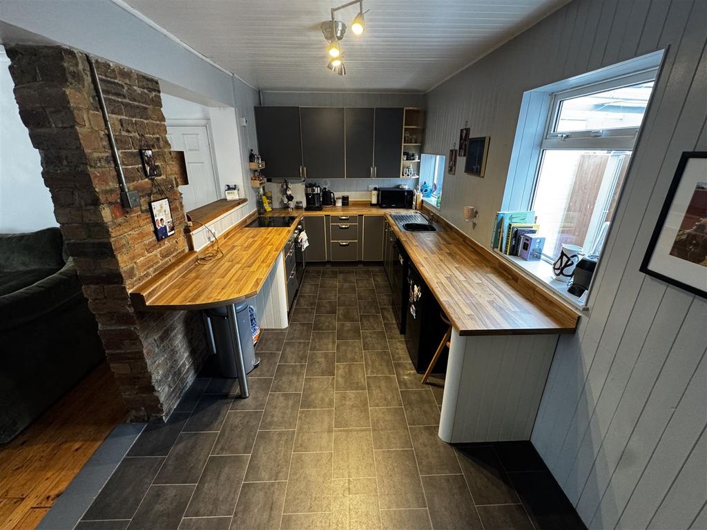 Property photo 3 of 17 Img_1640 New.Jpeg