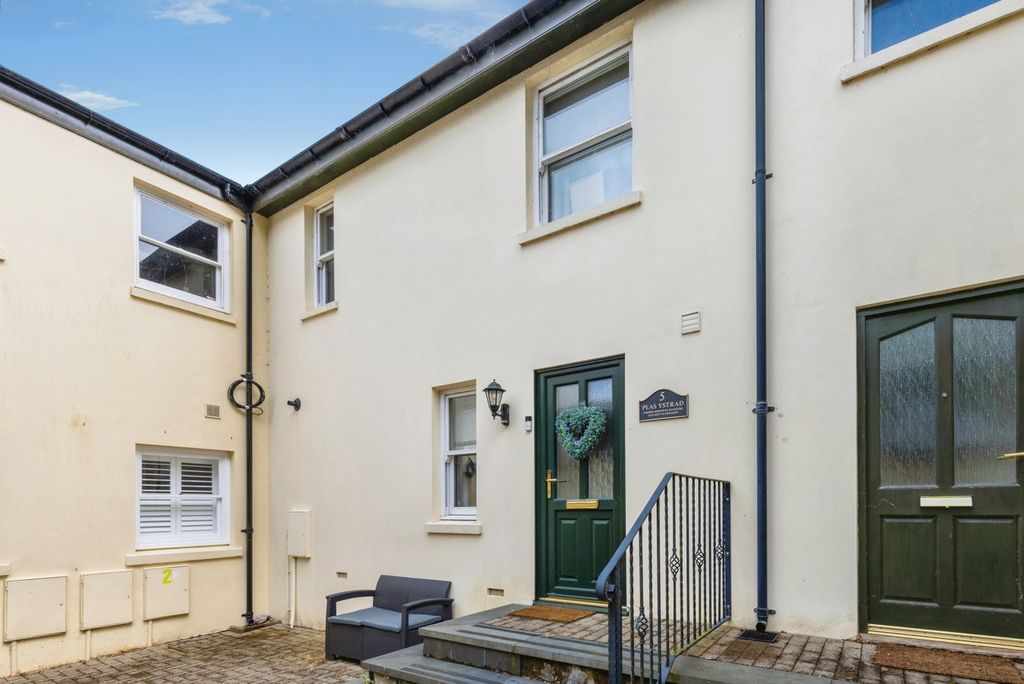 Property photo 1 of 17 Pbox-Img.Jpg