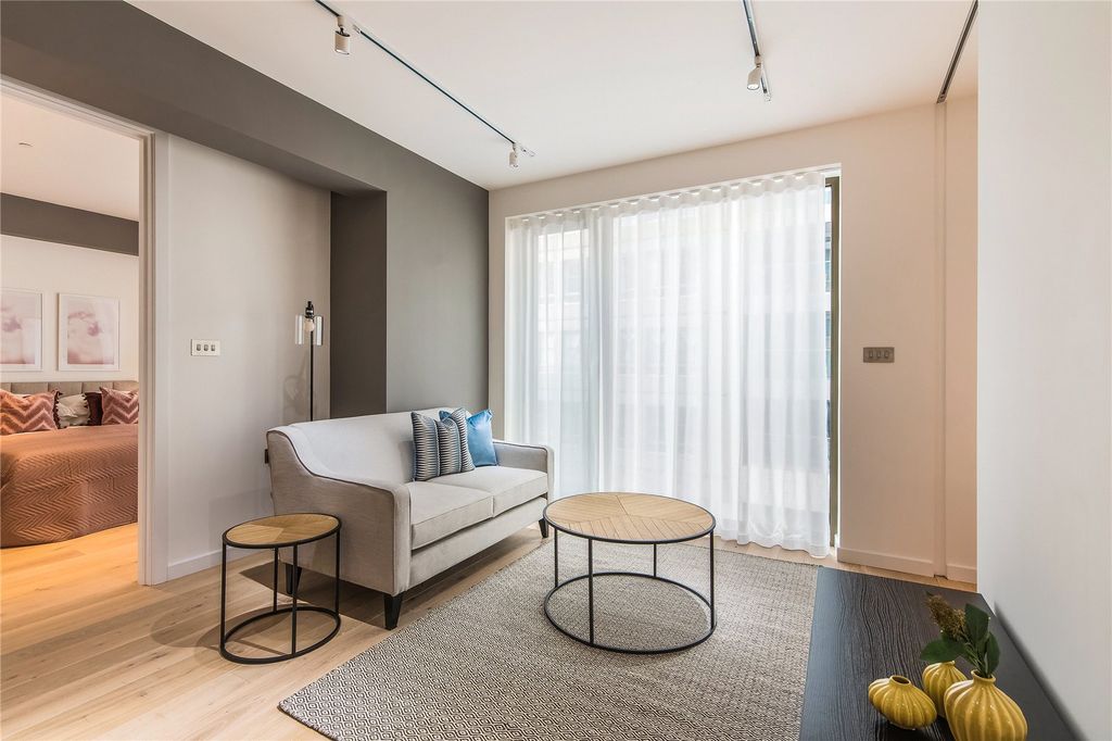 Property photo 2 of 13 Reception