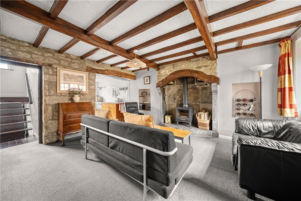 Property photo 2 of 27 Sitting Room