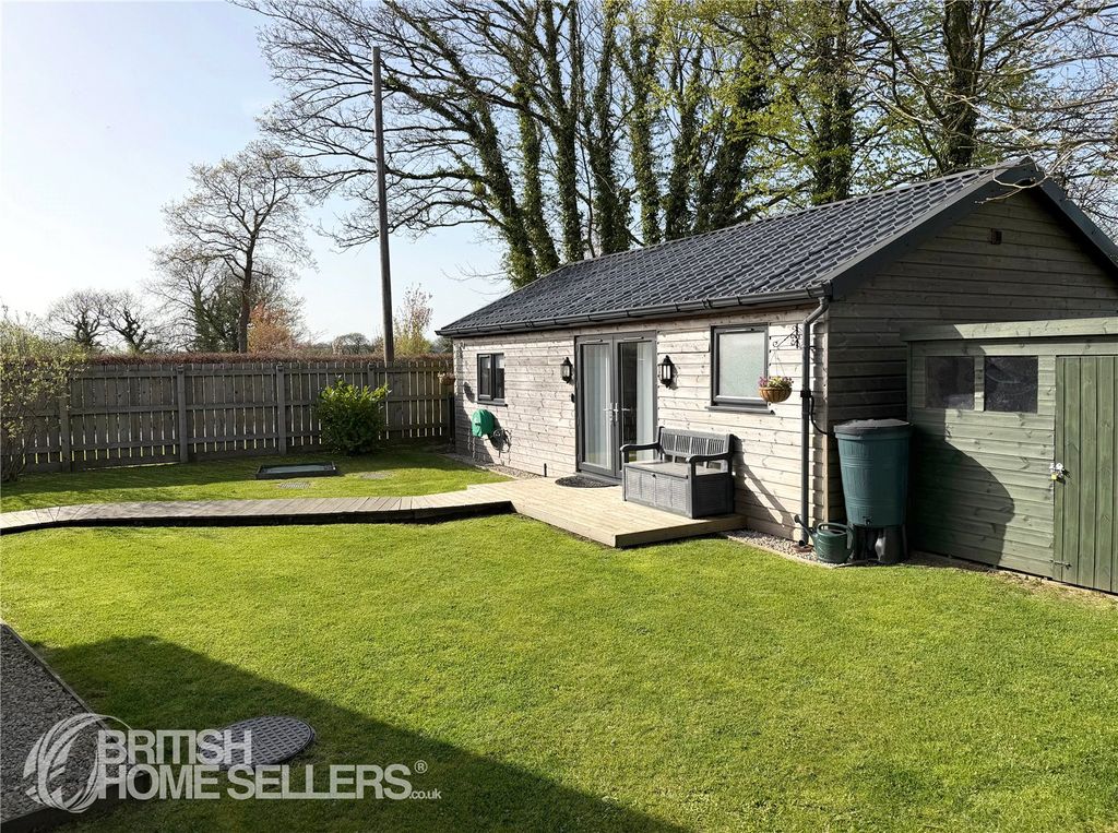 Property photo 2 of 20 Picture No. 10