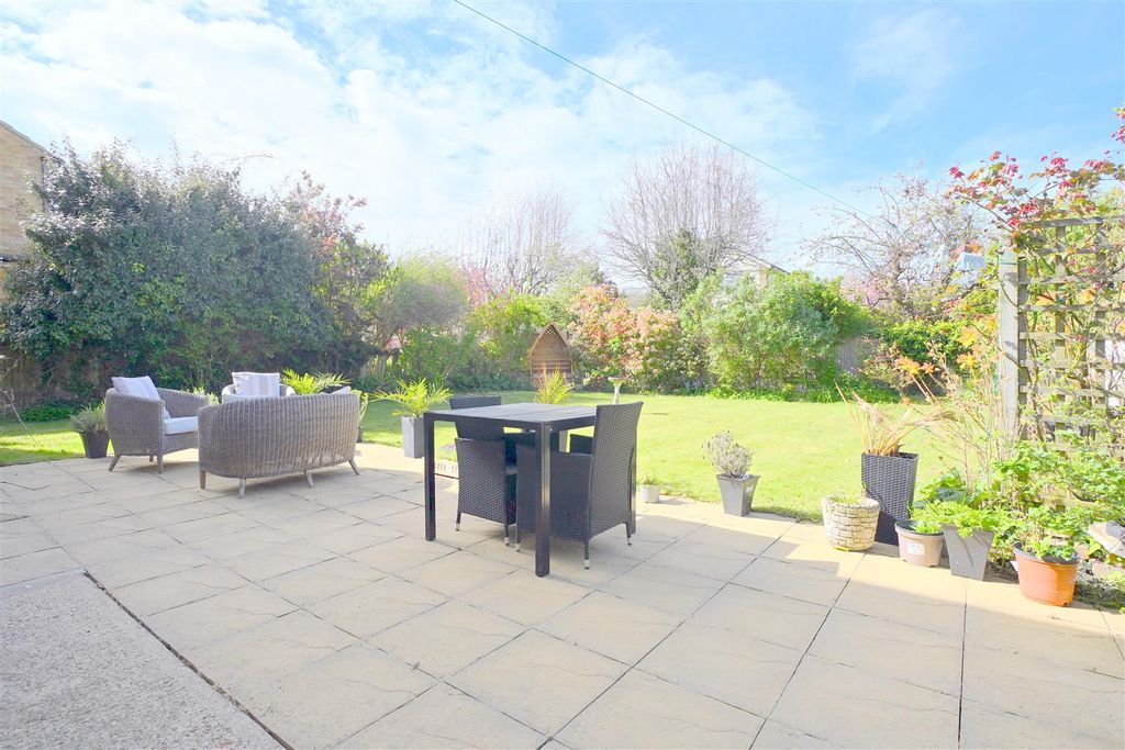 Property photo 2 of 24 Rear Garden