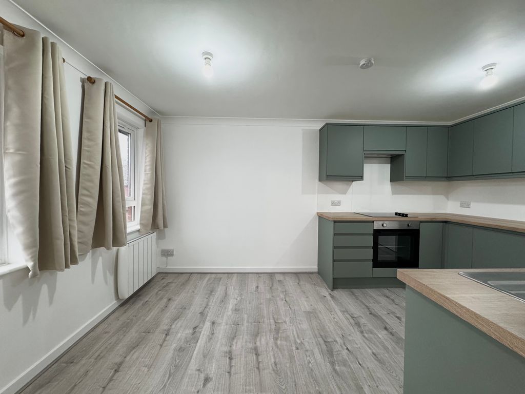 Property photo 3 of 8 Open Plan Living