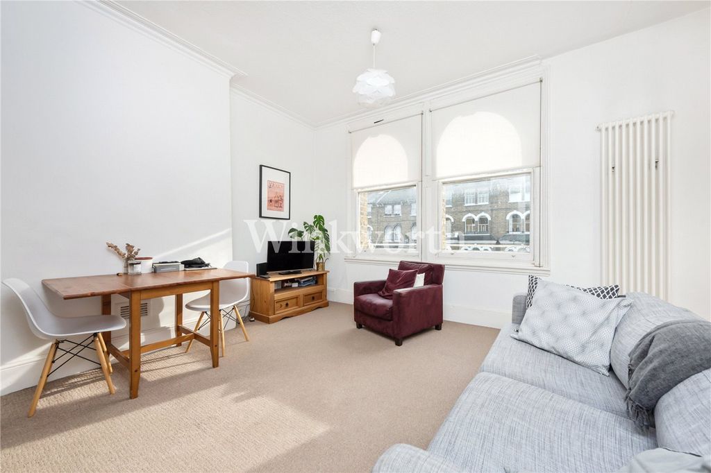Property photo 1 of 14 Picture No. 12