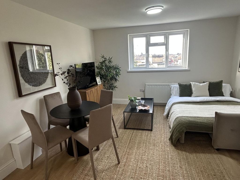 Property photo 2 of 7 Living Room