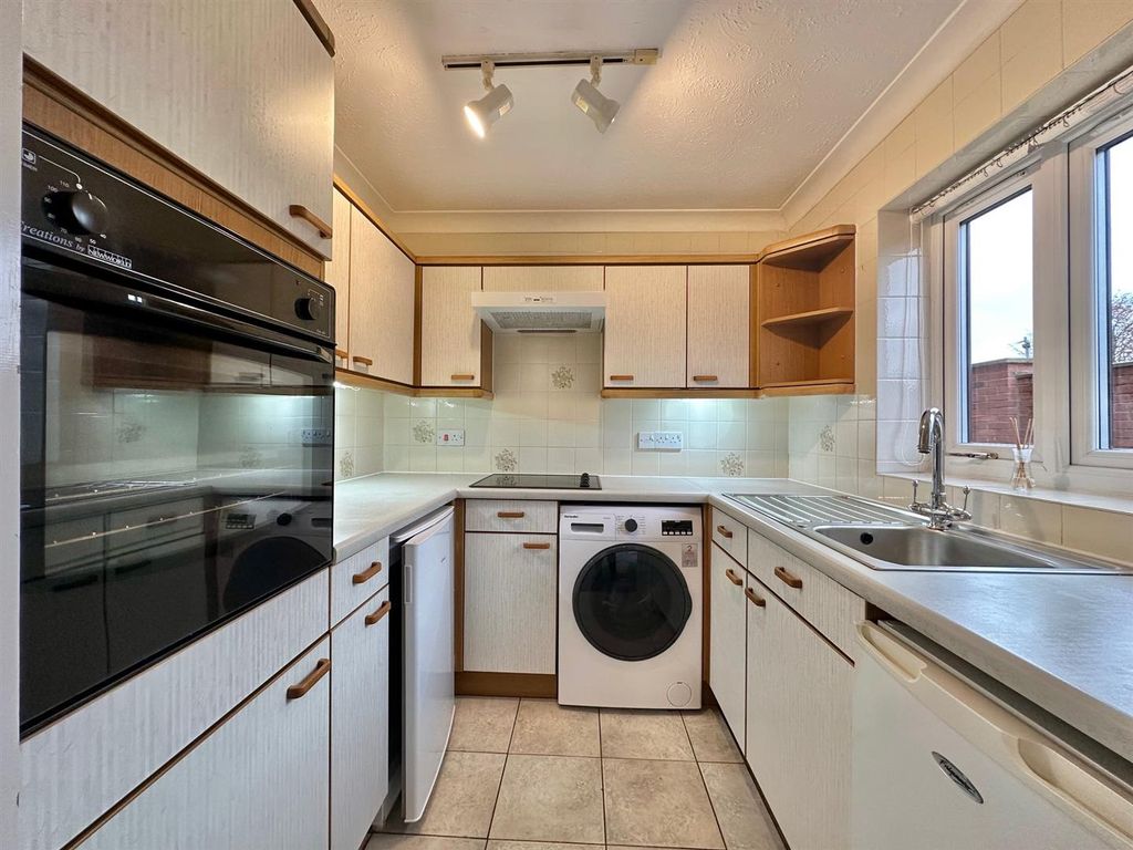 Property photo 2 of 28 Img_1497.Jpg