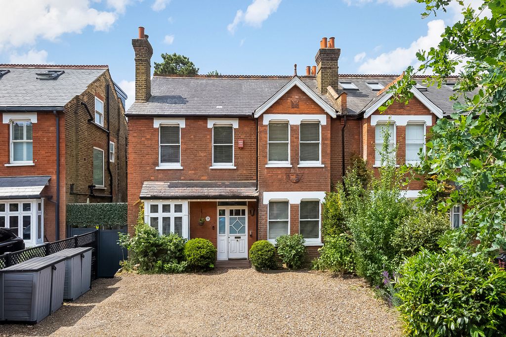 Property photo 1 of 15