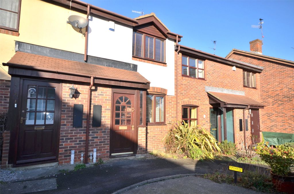 Property photo 1 of 10 External