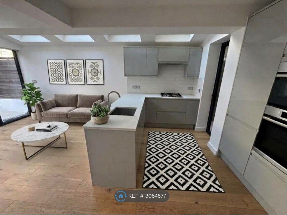 Property photo 2 of 14 Example Furnishing