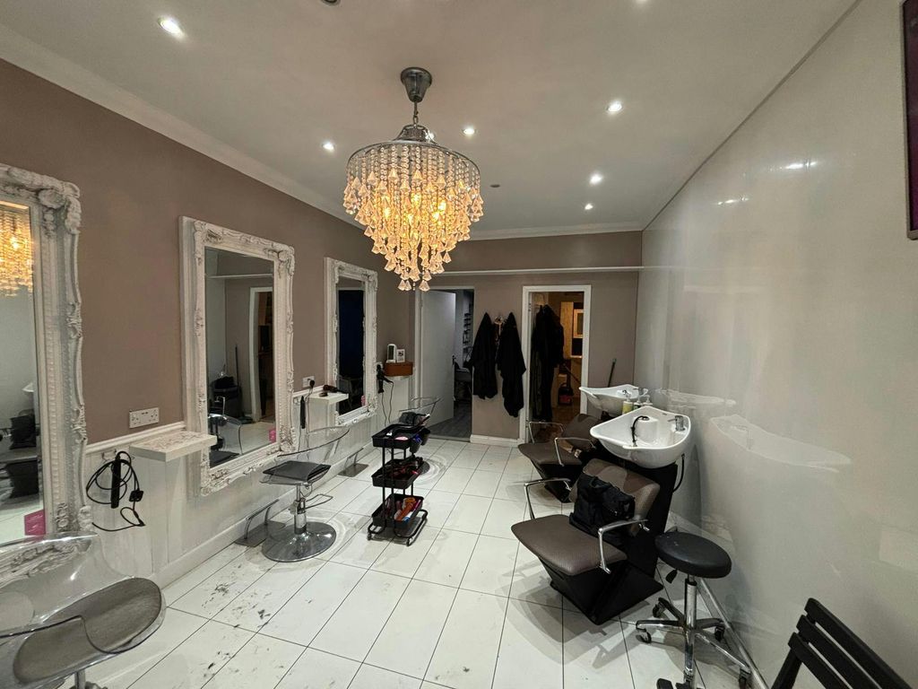 Property photo 3 of 6 Photo-2026-01-11-14-09-26 3.Jpg