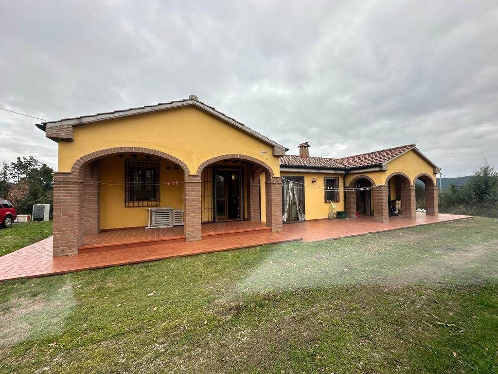 Property photo 3 of 7