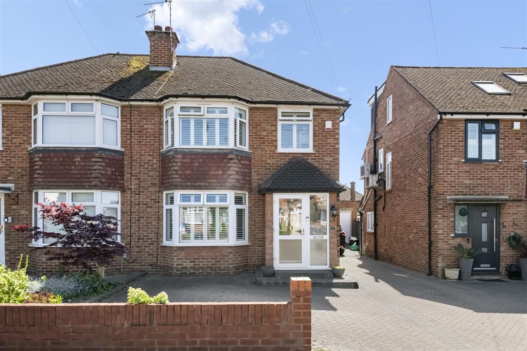 Property photo 1 of 13