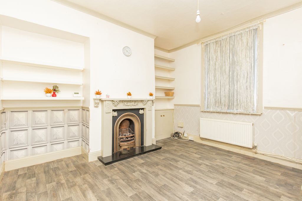 Property photo 2 of 8 Living Room