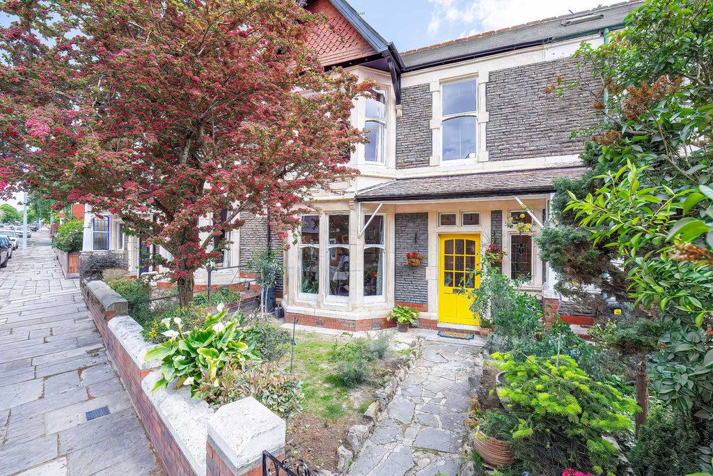Property photo 1 of 49