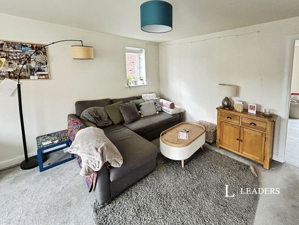 Property photo 3 of 21 Pbox-Img.Jpg