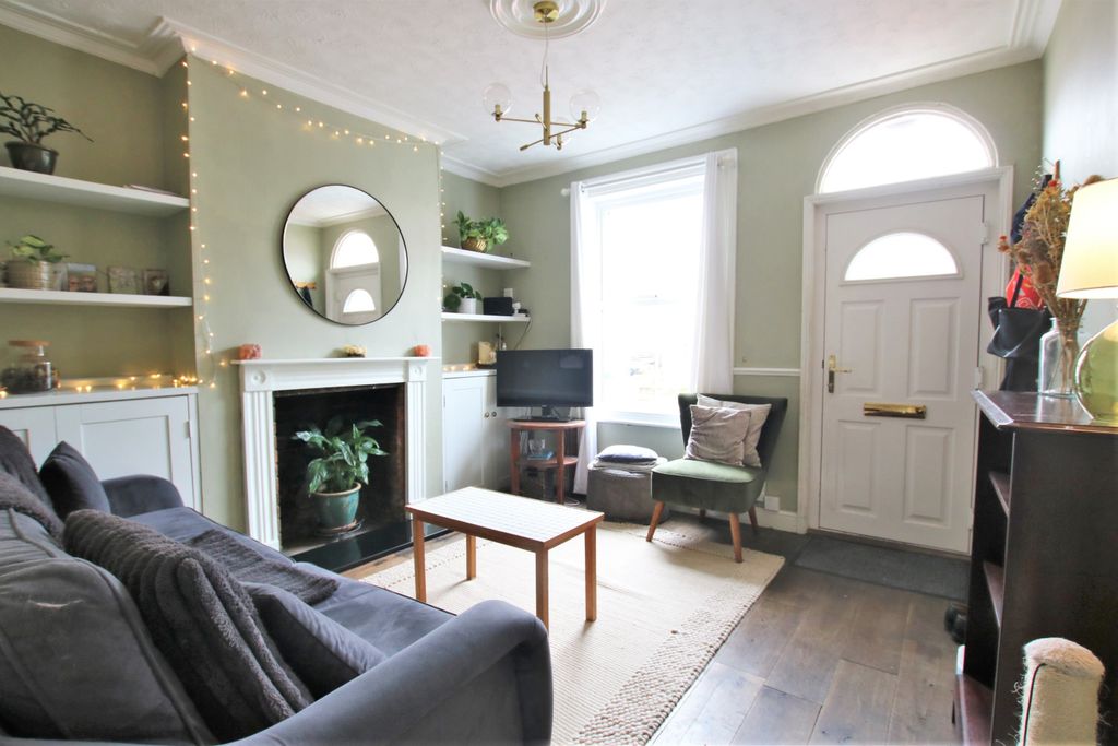 Property photo 2 of 13 Img_9551
