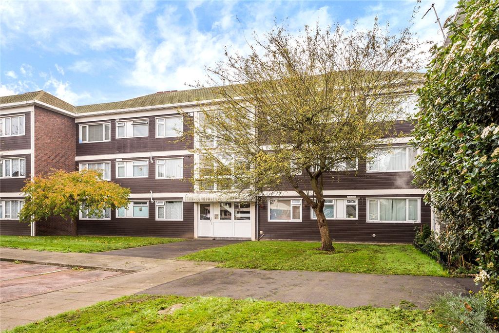 Property photo 1 of 6