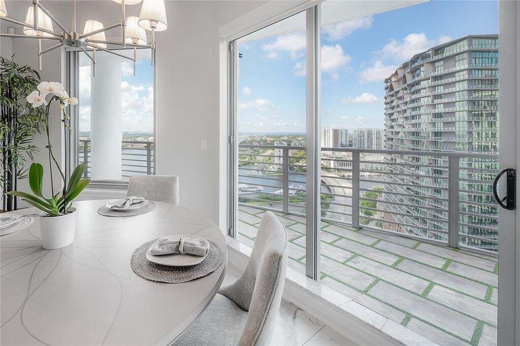 Property photo 3 of 20 <Alttext/>
