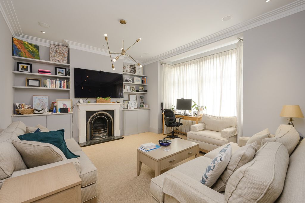 Property photo 2 of 14 Picture No. 01