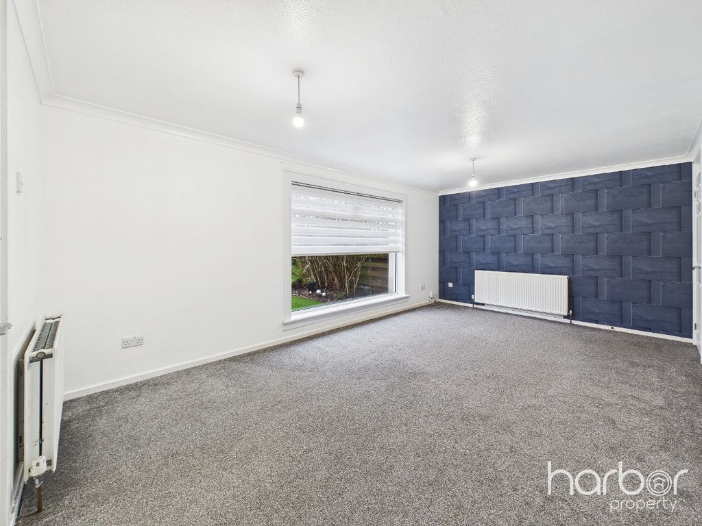 Property photo 3 of 15 4681105