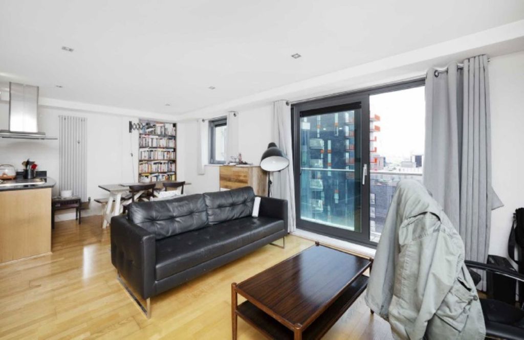 Property photo 3 of 5