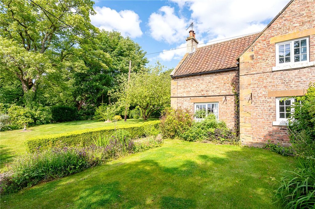 Property photo 3 of 43 Picture No. 42