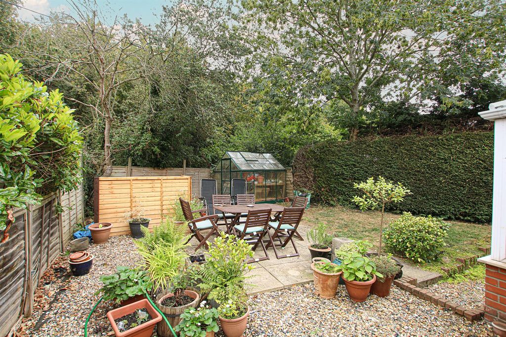 Property photo 1 of 16 Img_1941Gdn.Jpg