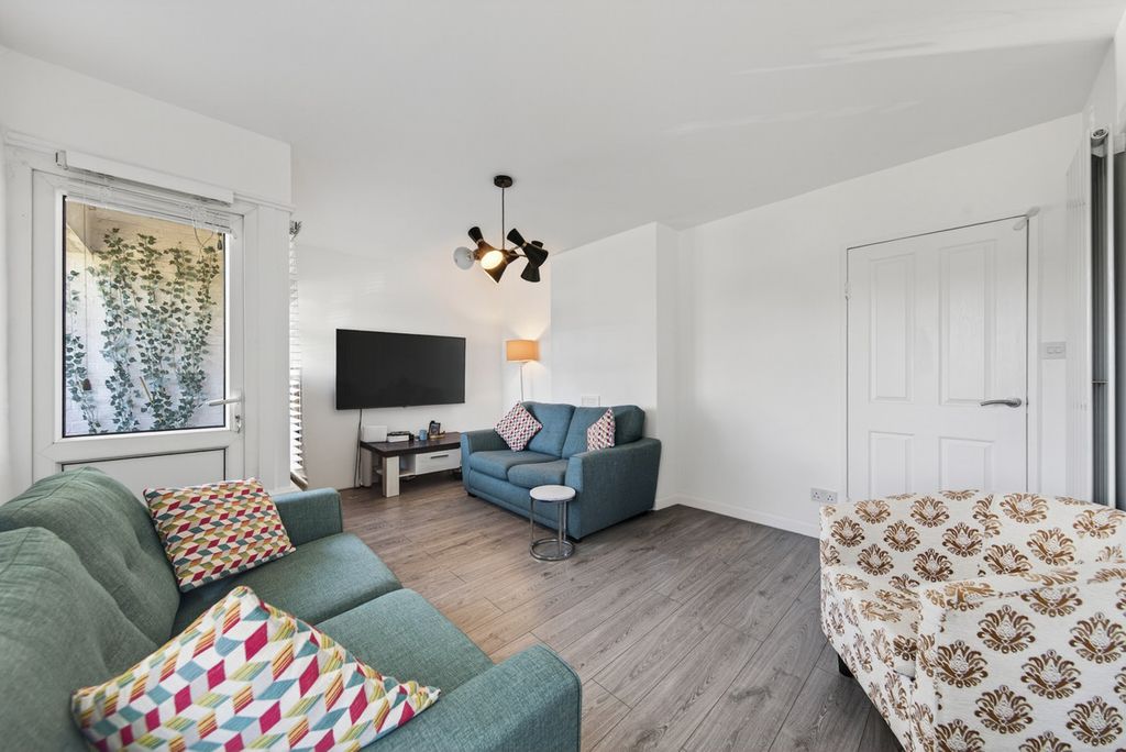 Additional image 9 of 3 bed maisonette for saleJudith Road, Kettering NN16