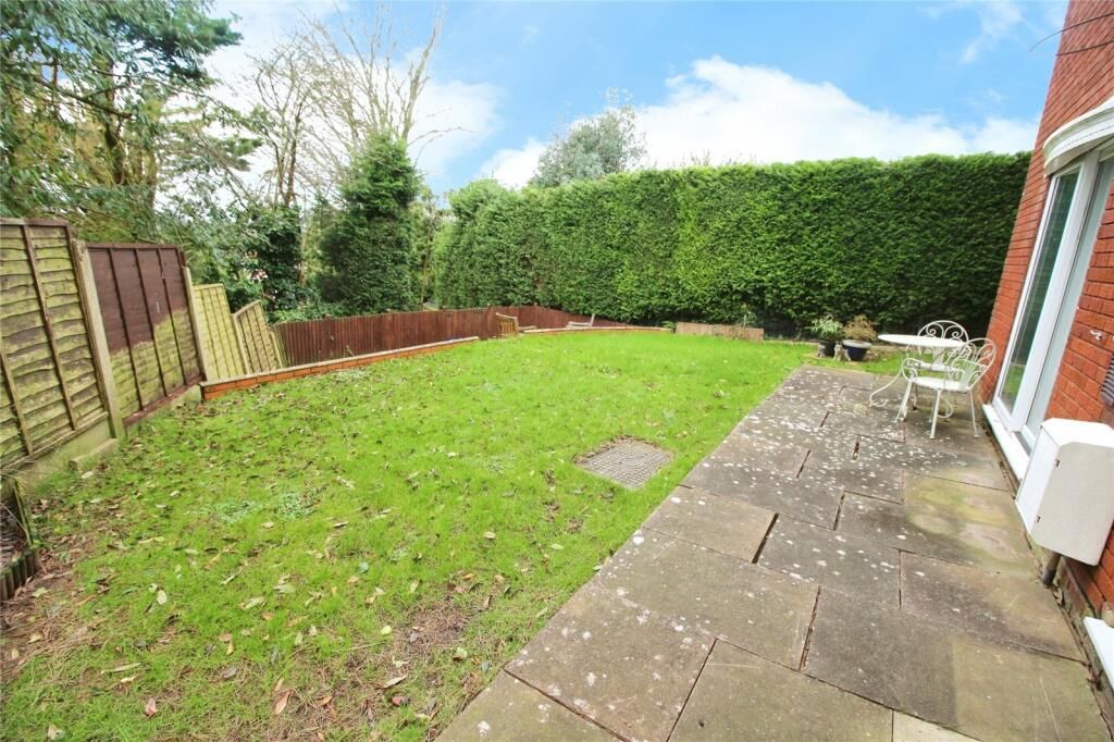 Property photo 2 of 8