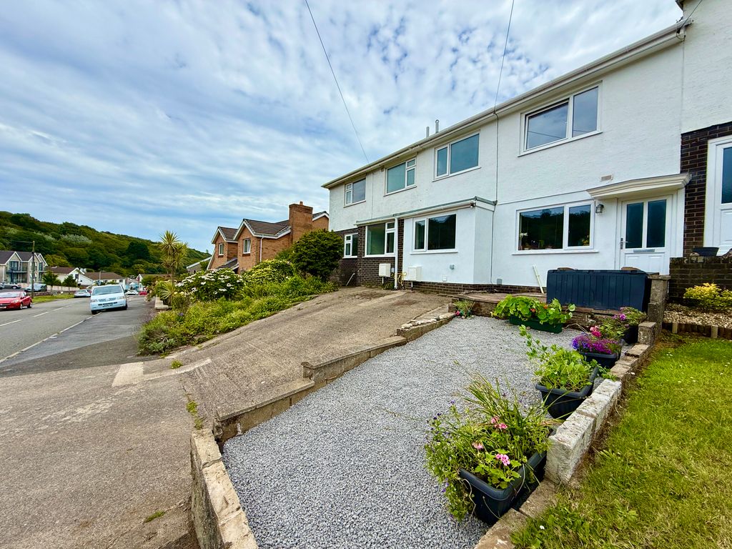 Property photo 1 of 26