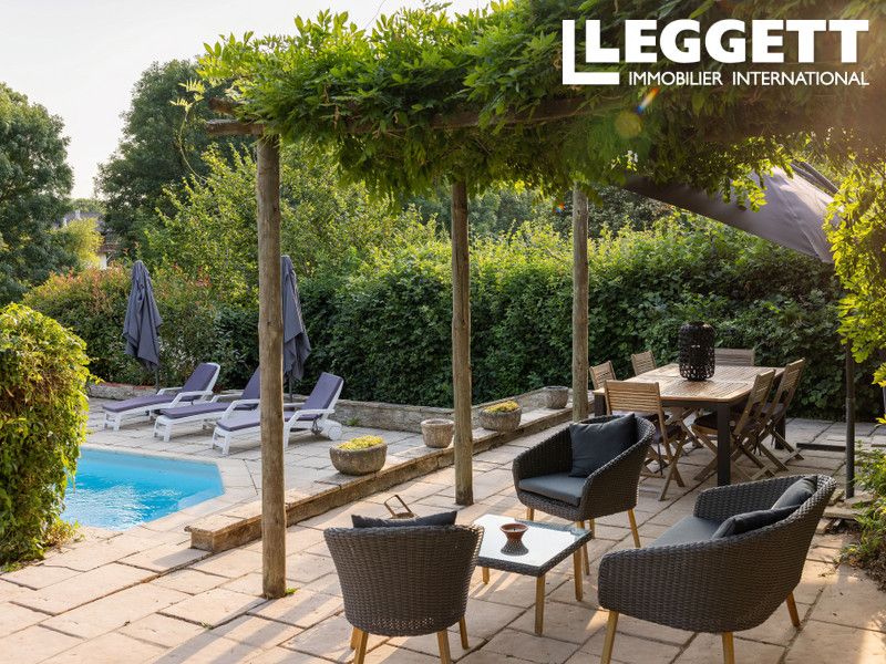 Property photo 2 of 10