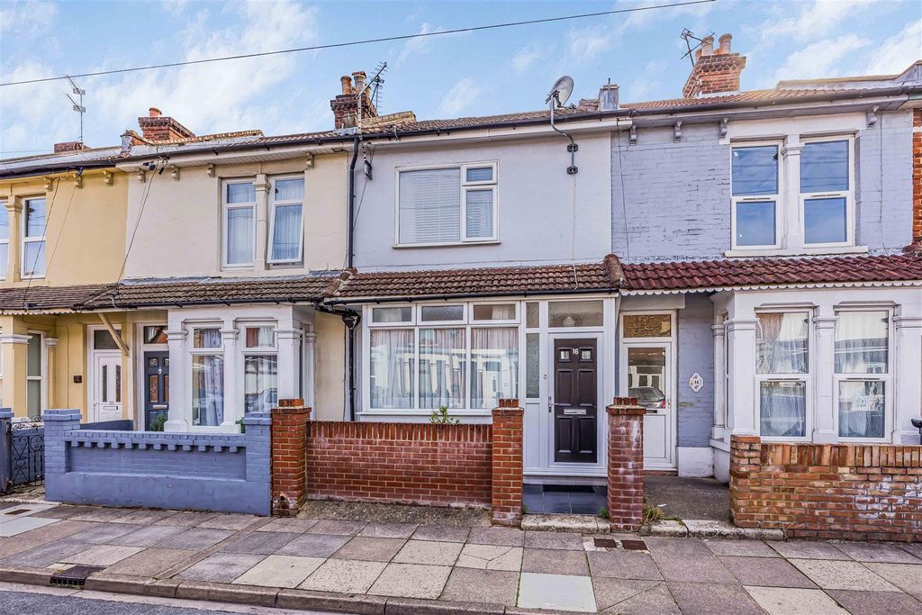 Property photo 1 of 25 16 Cardiff Road, Portsmouth-Small-Porticomarketing